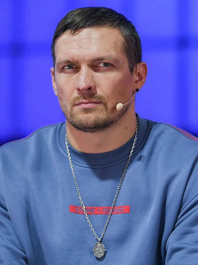 Oleksandr Usyk Net Worth 2026 - How Ukraine's Heavyweight King Built a $100 Million Fortune