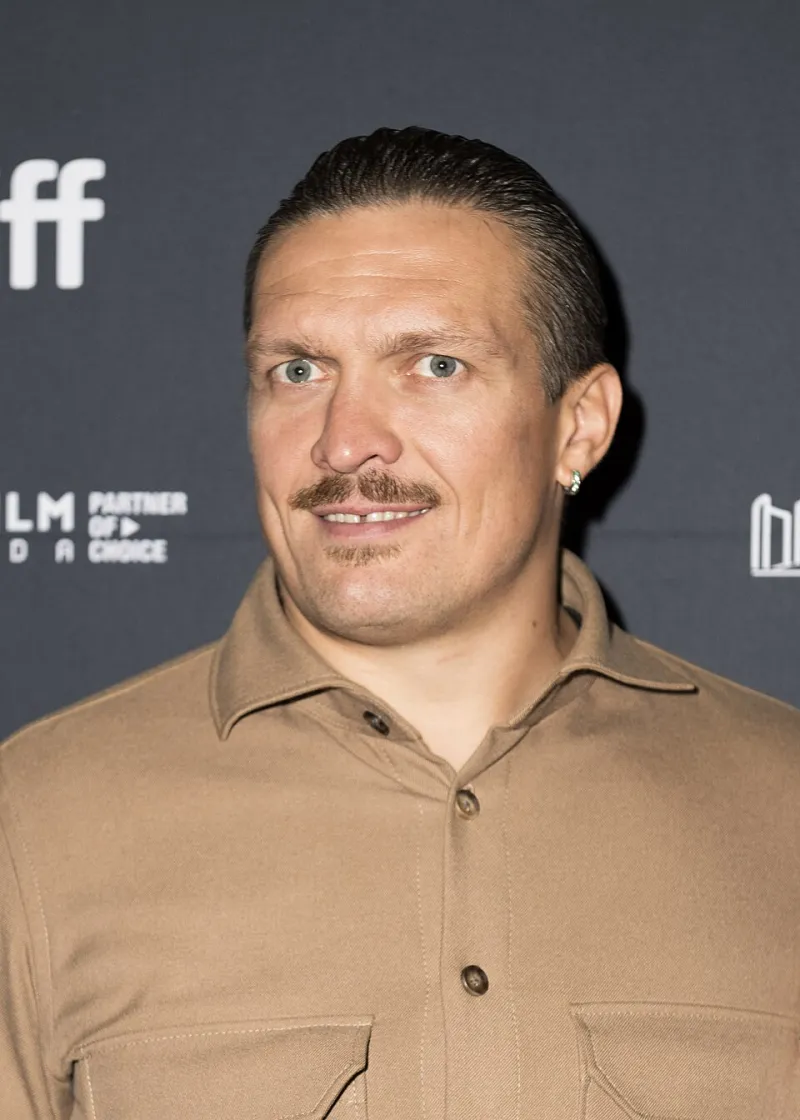 Oleksandr Usyk Net Worth 2026 - How Ukraine's Undisputed Heavyweight Champion Built His Fortune During War